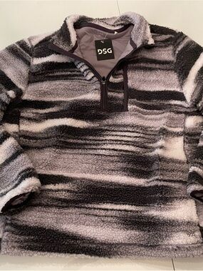 DSG Men’s Black & Gray Striped Sherpa Half-Zip Pullover